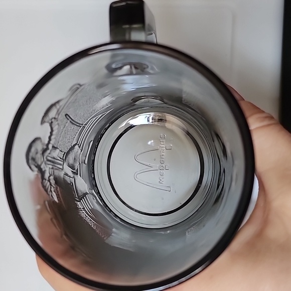 Set of 4 Rare McDonald's smoked  glasses. - Picture 6 of 6